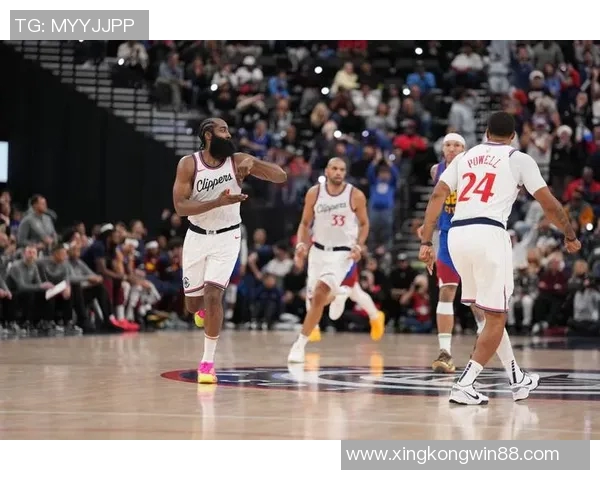 哈登谈最后一投被犯规的预感与比赛混乱局面 哈登谈最后一投被犯规的预感与比赛混乱局面