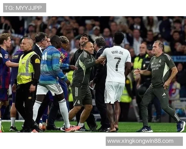 西甲针对国家德比侮辱口号已向西足协正式投诉 西甲针对国家德比侮辱口号已向西足协正式投诉