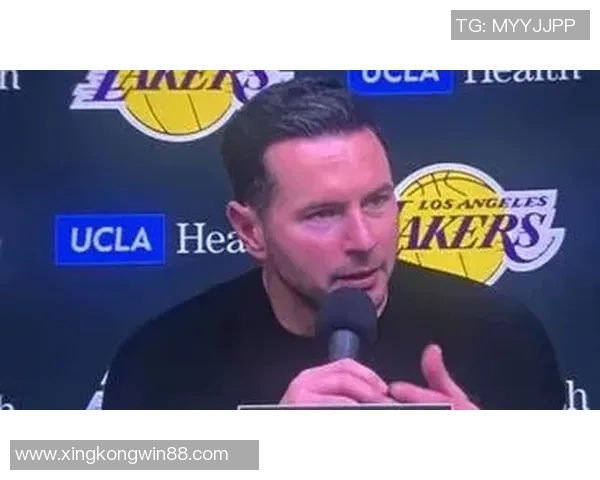 下半场防守失控雷迪克坦言无法阻止对手冲击油漆区