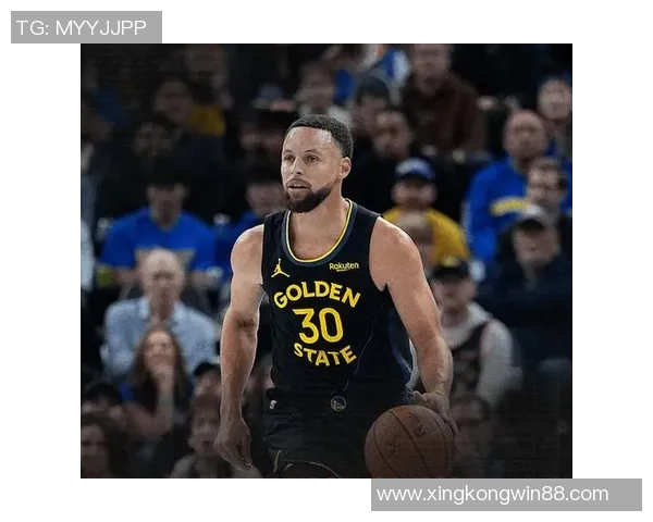 库里分享谷歌折叠手机广告幕后花絮巴特勒奇特造型意外现身引关注